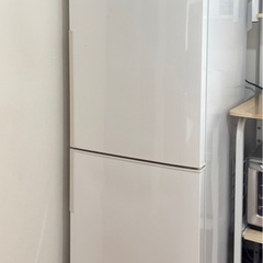 Sharp 冷蔵庫の画像