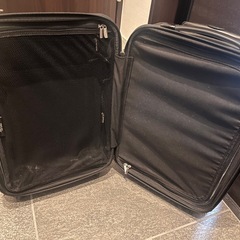 スーツケースの画像