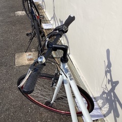 🚲春日市🚲クロスバイク🚲700C🚲白色🚲6段ギア付き🚲 STS LE07750🚲N o327の画像