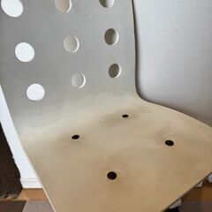 【手渡し希望】IKEA ミッケ デスクチェア（ホワイト）の画像