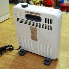 電気ストーブ GEH-001 2014年製 幅30×奥行13.5×高さ37.5cm 800W 暖房機器 GMTradings 札幌市 清田区 平岡の画像