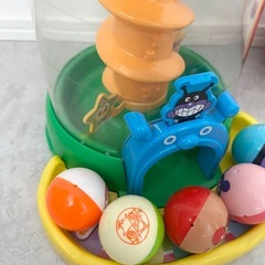 アンパンマン くるコロタワー トイローヤルもお付けします
の画像