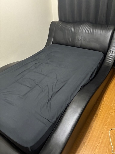 セミダブルベッドフレーム