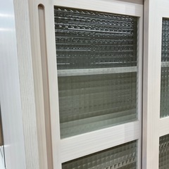 本棚 2枚扉 ホワイト【取りに来れる方限定】の画像