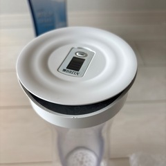 ブリタ浄水機能付きカラフェ本体のみの画像