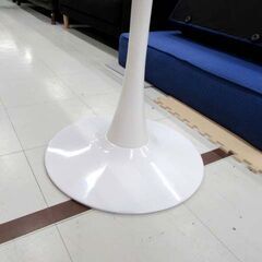 ① ラウンドテーブル 直径60cm 高さ72.5cm ホワイト 白 カフェテーブル 丸テーブル サイドテーブル 家具 苫小牧西店の画像
