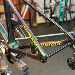 SPECIALIZED（スペシャライズド）2019 Men's Tarmac Disc Expert　フレームセット」＆  シマノ　アルテグラ（R8000）Di2コンポーネントの画像
