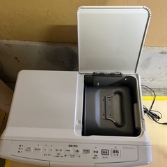 石油ファンヒーターの画像