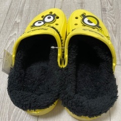 【新品】ミニオンズ　サンダル　秋冬　USJ  モコモコの画像