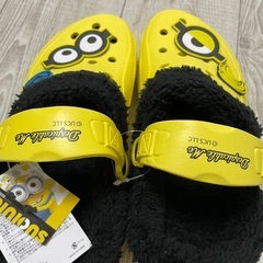 【新品】ミニオンズ　サンダル　秋冬　USJ  モコモコの画像