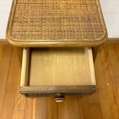 棚（電話台）の画像