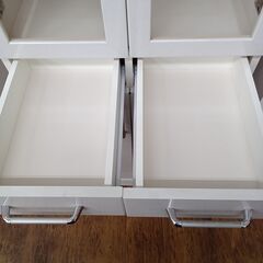 ★リユースのサカイ水戸店★  食器棚 ホワイト系 H184×D48×W60 クリーニング済み MT5939の画像
