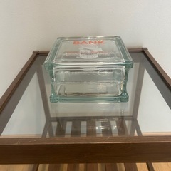 貯金箱の画像