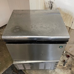 ホシザキ全自動製氷機の画像