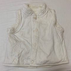 リバーシブル　UNIQLO ベスト　100の画像