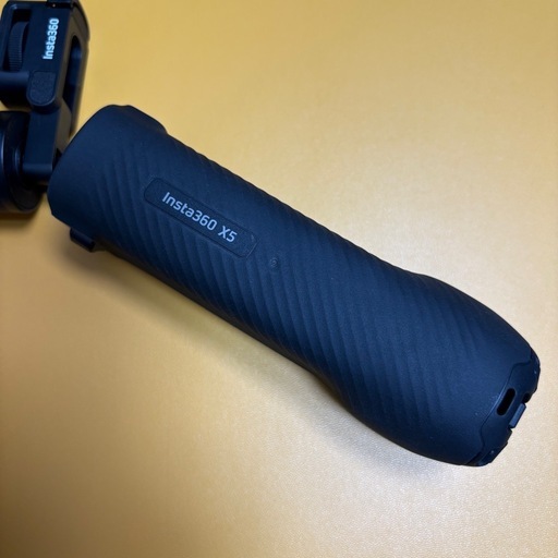 insta360 x5 （3m位の自撮り棒、リモコン付）