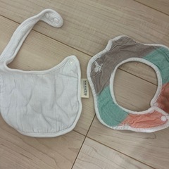 【モンポケ】スタイ6枚セット👶よだれかけの画像