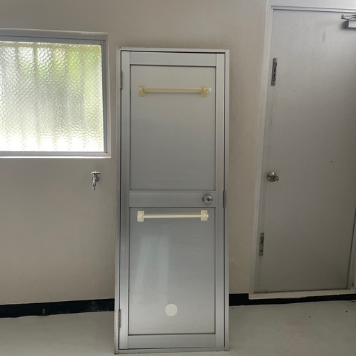 中古アルミドア