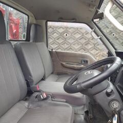 ボンゴトラック　オートマディーゼル　簡易クレーン付　作業灯の画像