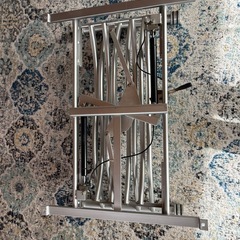 昇降( リフティング)テーブルの脚の画像