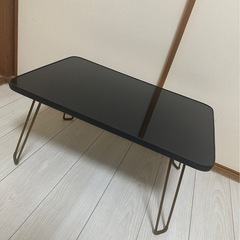 新品未使用テーブルの画像