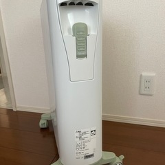 De'Longhi (デロンギ) オイルヒーター ベルカルド RHJ75V0915-GY 電気ヒーター の画像