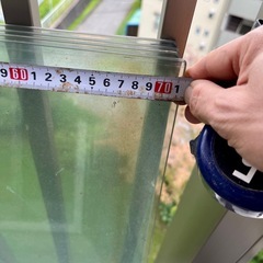 ガラス棚ドアの画像