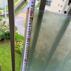 ガラス棚ドアの画像