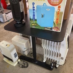 ☆お店にてフリーマーケット開催中 暖房器具いろいろあります❗️ ファンヒーター、石油ストーブ、オイルヒーター、こたつ、加湿器等の画像