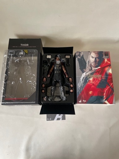 Hot Toys ホットトイズ マーベル アベンジャーズ THOR マイティ・ソー 1/6 中古美品