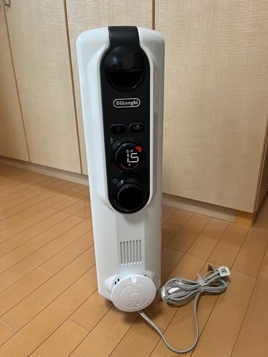 デロンギ　オイルヒーターRHJ35M1015-BK