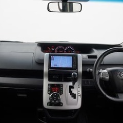 【自社ローン対応】トヨタ ノア 　Ｓｉ　スマートキー　両側電動スライドドア　HIDヘッドライトの画像