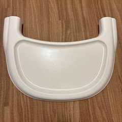 コンビ　ネムリラ　手動　ハイローチェア　テーブル付きの画像
