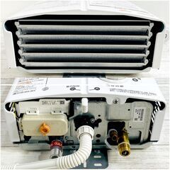 【美品・動作品】リンナイ/ガス瞬間湯沸器/RUS-V561(WH)/2021年製/都市ガス用/給湯器/ホース付/E0EX0115の画像