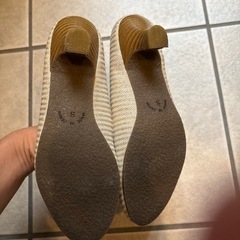 ボーダーパンプスの画像