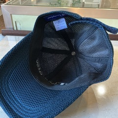 メッシュキャップ🧢Championチャンピオンおしゃれ🌷メンズ•レディース帽子ロゴポリエステル100％サイズ57〜59cm紺色の画像