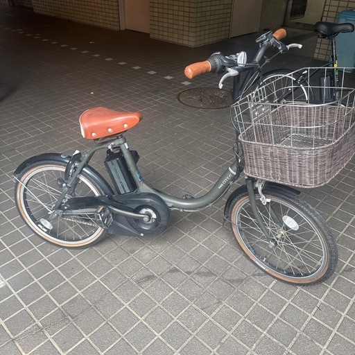 電動自転車　ヤマハ　PAS CITY C 8.7アンペアバッテリー　スペアキー3本付き、3段ギア