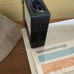 R7⑱dタイヤ充填エアーコンプレッサーの画像