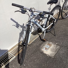 🚲店頭在庫40台🚲春日市🚲クロスバイク🚲700C🚲 S H I M A N O🚲ギア付き🚲T1911484🚲No145の画像