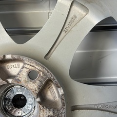 バリ山　トランパス17インチ225/65R17スタッドレスセット 
の画像