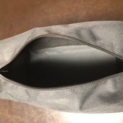 アシックス.ジュニアバッシュ　ナイキ.シューズバックのセットの画像