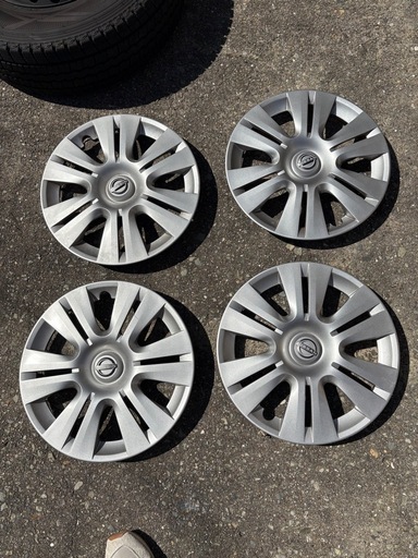 【状態良好】E26キャラバン スタッドレス WINTER MAXX SV01純正スチールホイール ▼15×5.5J 139.7/6H ET約45▼