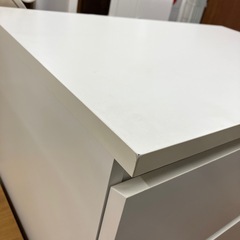 ハイチェスト IKEA ヤケ有り ホワイト【取りに来れる方限定】の画像