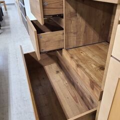 J1681【リユースのサカイ柏店】モダンデコ　キッチンボード　レトロ調　クリーニング済みの画像