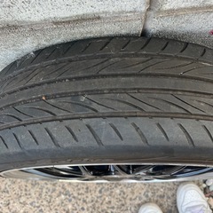 タイヤ4本セットの画像