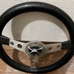 MOMO モモ 34パイ ステアリング ホーンボタン付きの画像