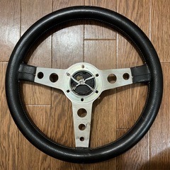 MOMO モモ 34パイ ステアリング ホーンボタン付きの画像