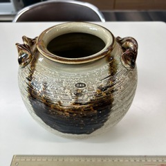 信楽焼　壺　花瓶の画像