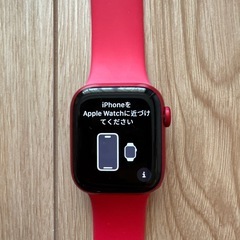 apple wqtch 8 赤色 cellualar シリコンバンドの画像