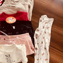 女の子用冬服➕Tシャツ未使用ありの画像